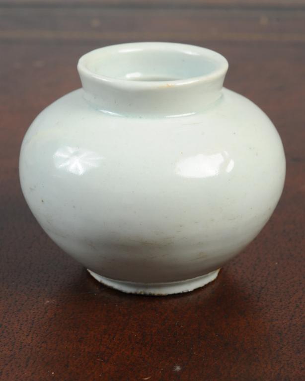 18th C. Korean White Glazed Jarlet (1 of 3)