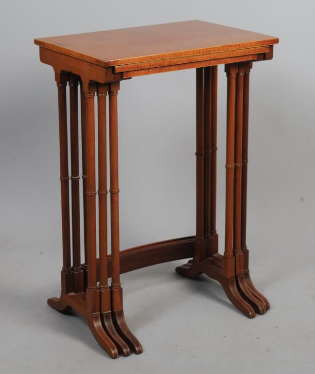 Set of 3 Vintage Nesting Tables (1 of 5)