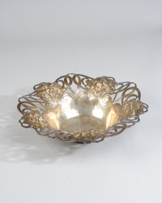 American Pierced Sterling Silver Bowl (1 of 5)