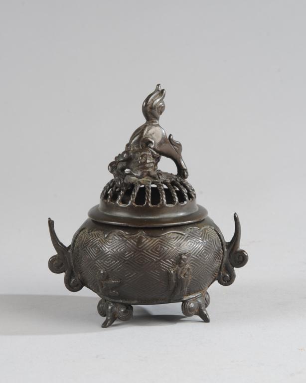 Small  Antique Chinese Bronze Censer (1 of 3)