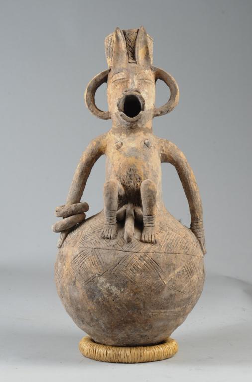 Fang Figurative Pottery Vessel (1 of 3)