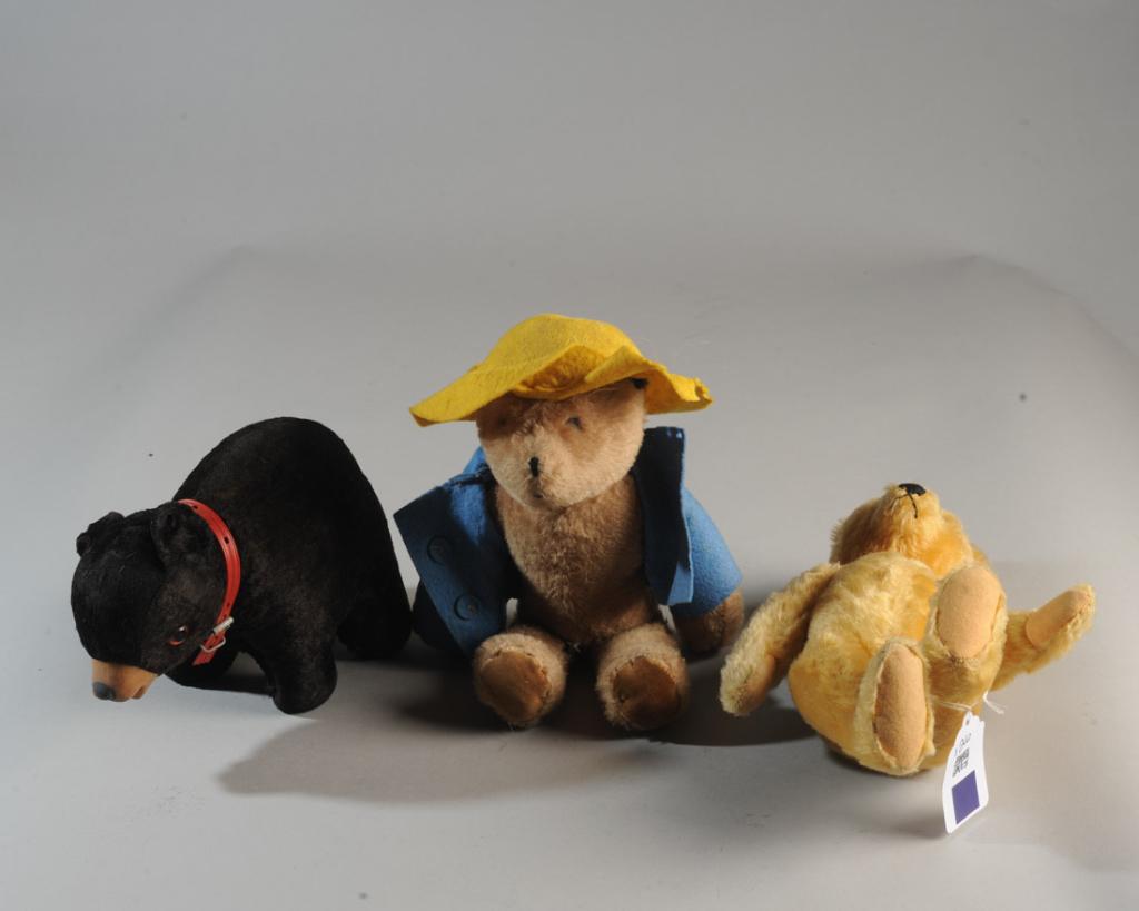 Three Vintage Stuffed Bears (1 of 3)