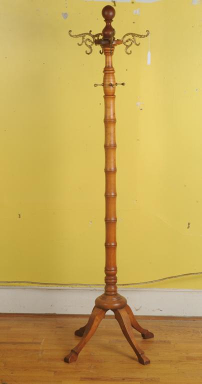 Turned Wood Hat & Coat Stand (1 of 3)