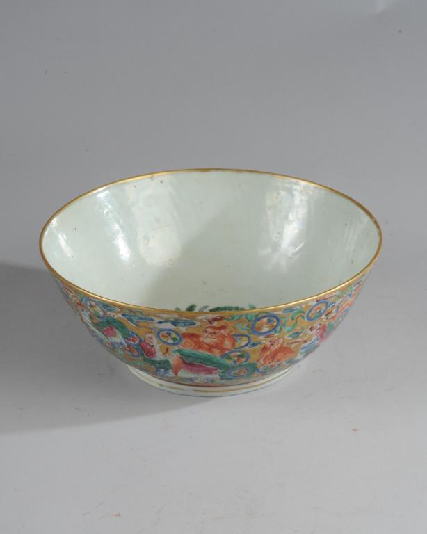 Large Chinese Famille Rose Bowl (1 of 6)