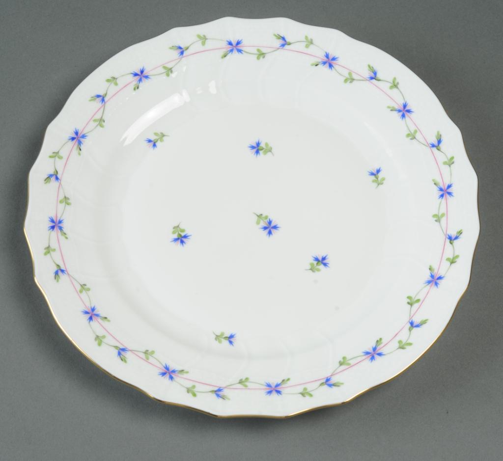 Herend Blue Garland Pattern Plate (1 of 3)