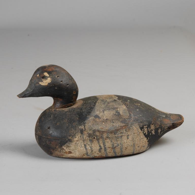 1920 Martha's Vineyard Golden Eye Duck Decoy (1 of 5)
