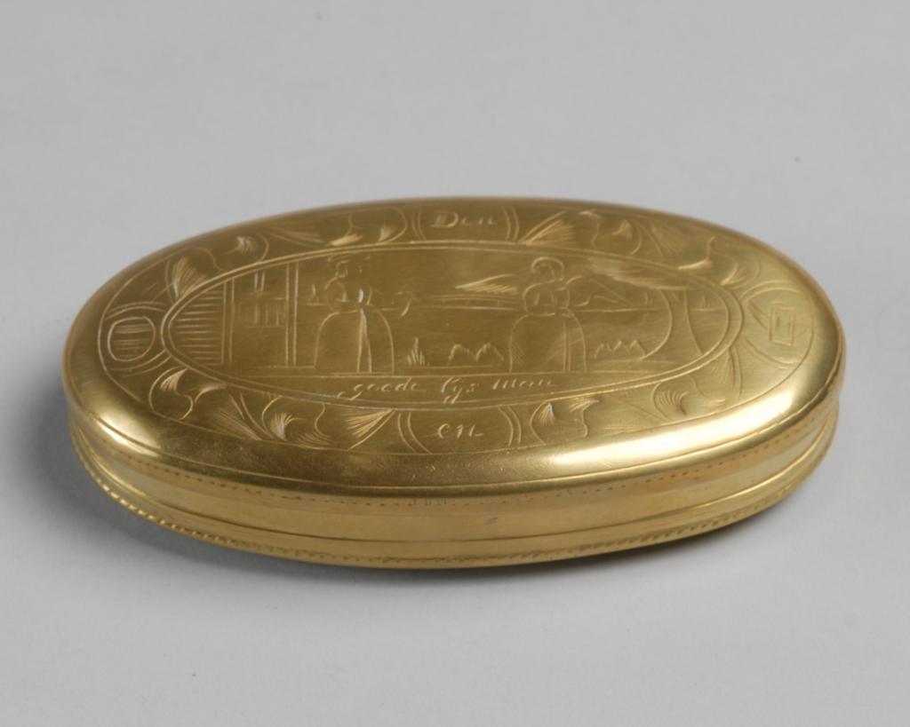 18th C. Dutch Brass Tobacco Box (1 of 4)