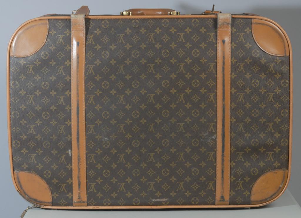 Large Louis Vuitton Vintage Suit Case (1 of 8)