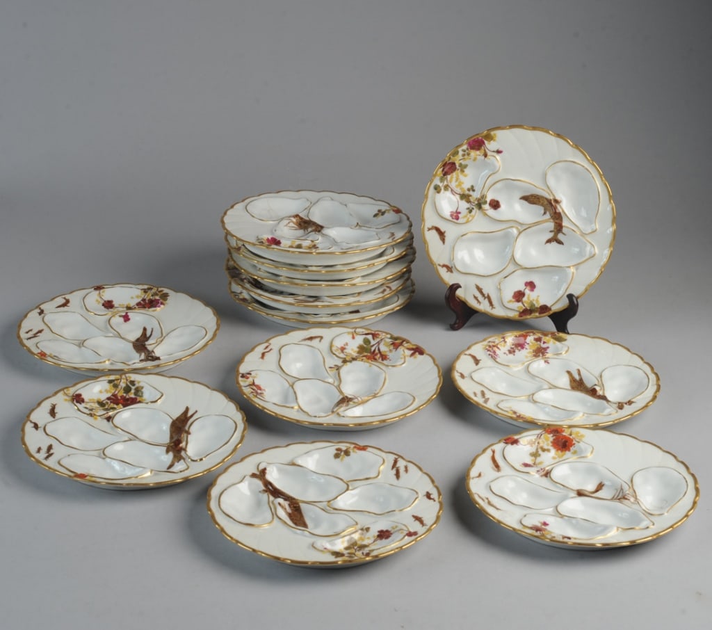 Set of 12 Haviland Limoges Oyster Plates (1 of 9)