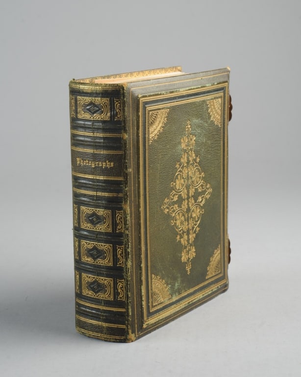 Civil War CDV Album, Many Civil War Generals (1 of 12)