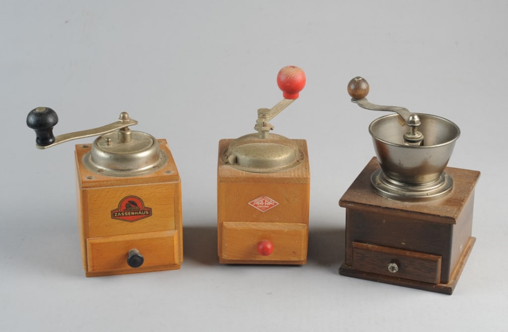 Vintage Coffee Grinder Grouping (1 of 3)