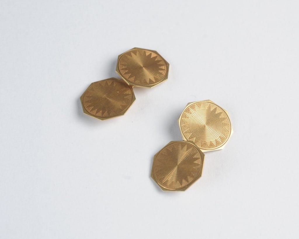 Pair 14k Gold Cufflinks (1 of 2)