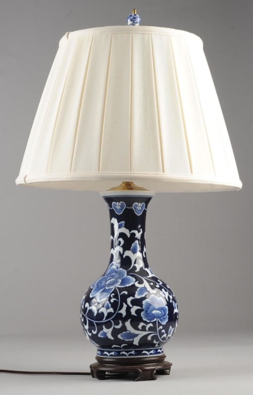 Chinese Style Blue & White Ceramic Lamp (1 of 3)