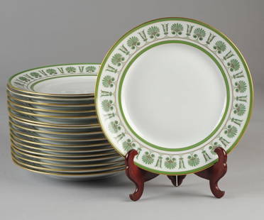 17 Richard Ginori "Ercolano" Dinner Plates: Green and Gold with "Richard Ginori Italy" and "Ercolano" mark to base. Diameter approx: 10 1/4".