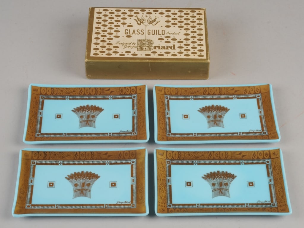 Georges Briard Set of 4 Glass Trays (1 of 3)