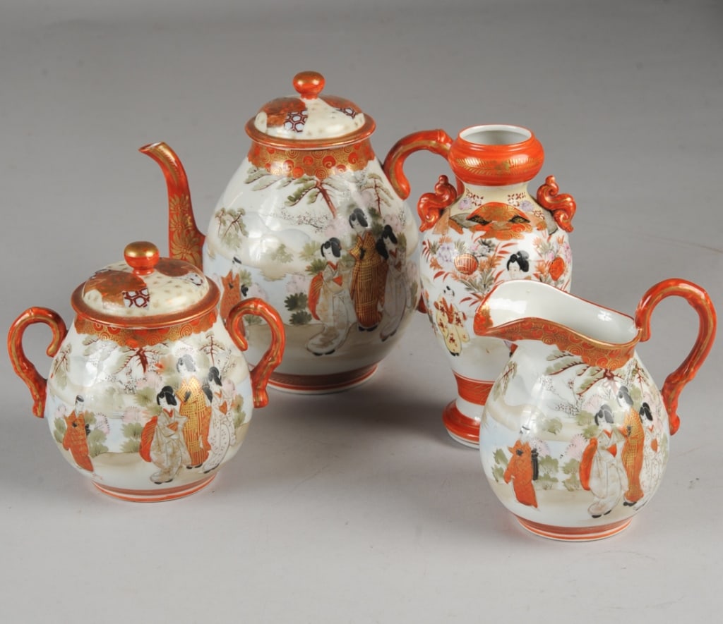 Meiji / Taisho Kutani Porcelain Tea Set (1 of 5)