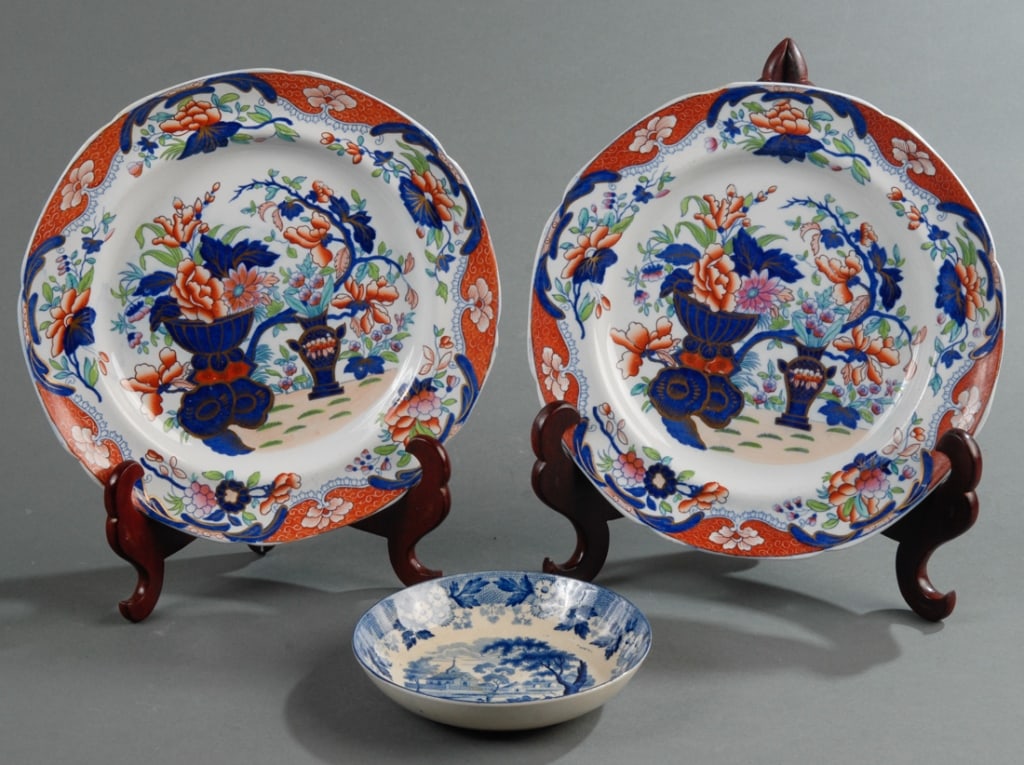 Mixed Grouping Spode and Staffordshire: Two Spode Imari style plates and a staffordshire transferware saucer (rim chip). Plate dia: approx. 9 1/2". Saucer dia: approx. 5 5/8", H: approx. 1".