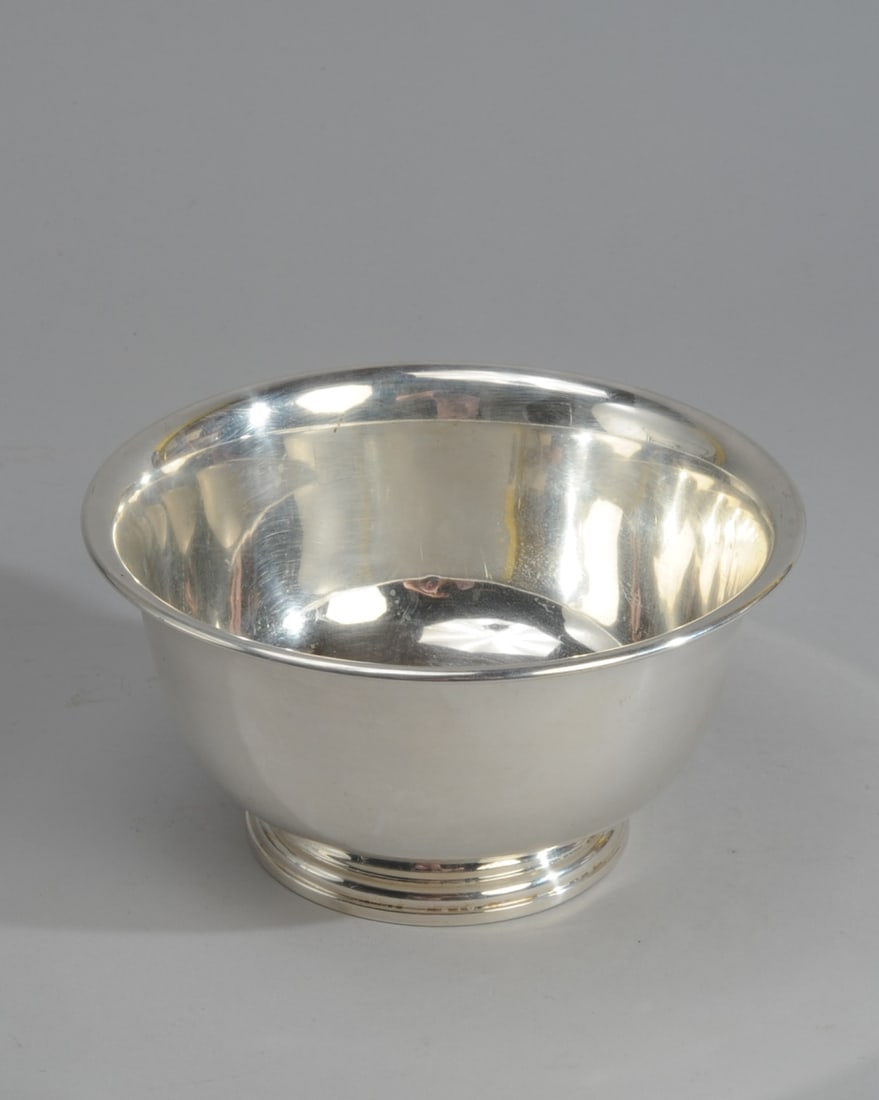 Sterling Silver Paul Revere Style Bowl: No monograms , marked for Manchester Silver Co (Providence, Rhode Island). H: approx. 4". Dia: approx. 7 7/8". Weight: approx. 11.25 ozt.