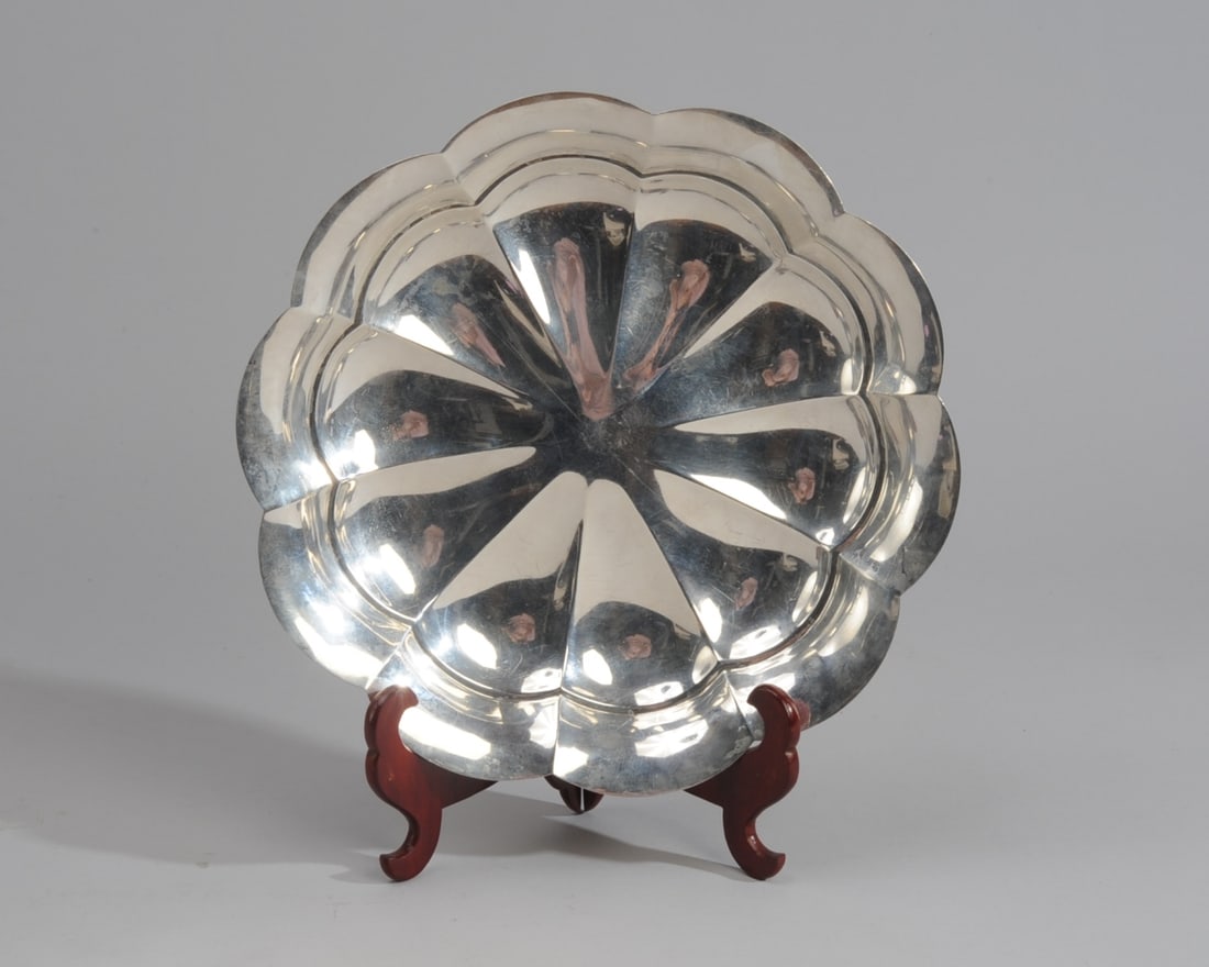 Gorham Sterling Silver Lobed Bowl: No monograms, marked to underside. H: approx. 1 3/4". Dia: approx. 11 1/4".Weight: approx. 23.08 ozt.