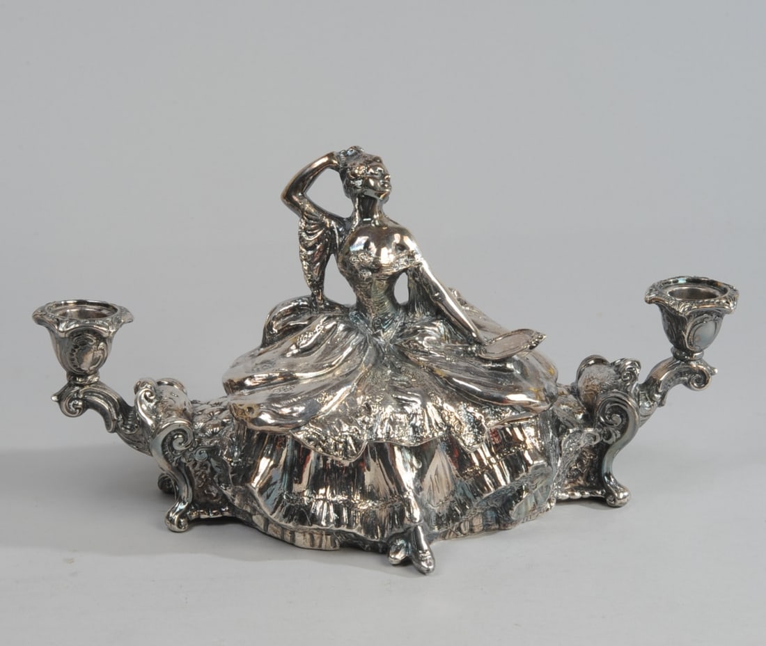 Weidlich Bros. Silver Plate Figural Dresser Box (1 of 6)