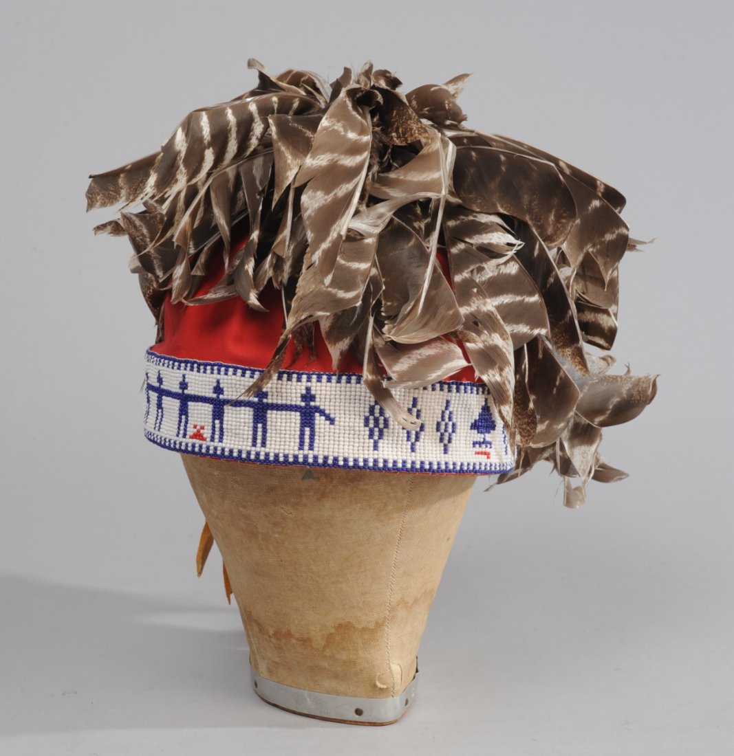 Replica Native American Headdress (1 of 2)