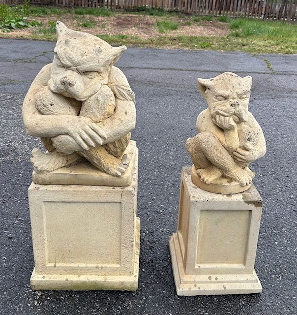 Two Concrete Garden Gargoyles with Pedestal Stands (1 of 9)