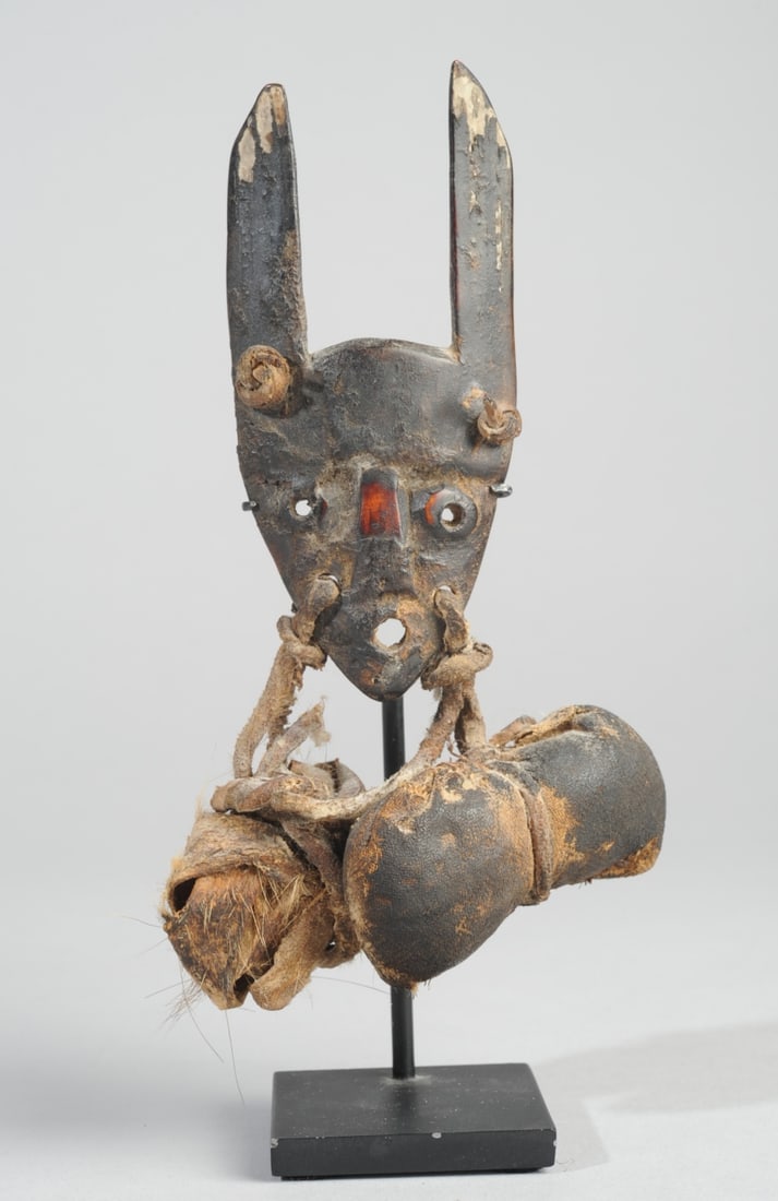 Dan Miniature Mask (1 of 5)