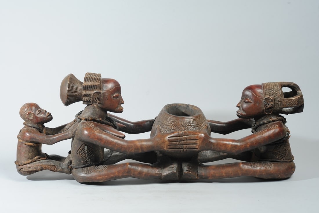Chokwe or Luba Figural Bowl Bearing Figures (1 of 7)