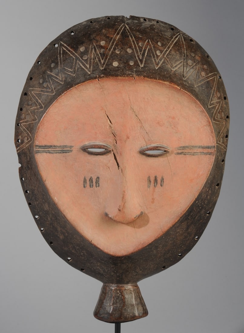 Lega Mask, Congo (1 of 9)