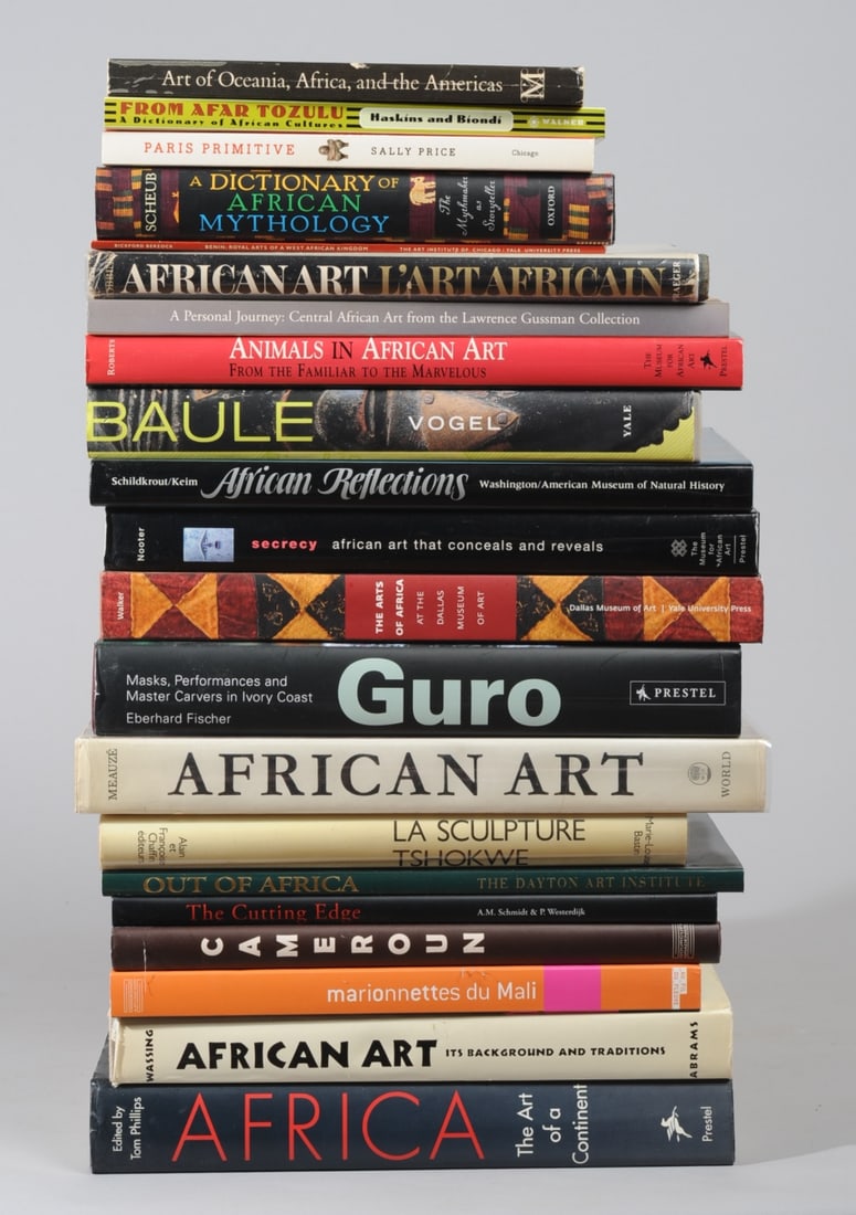20 Pcs. Books / Booklets, African Art etc. (1 of 4)