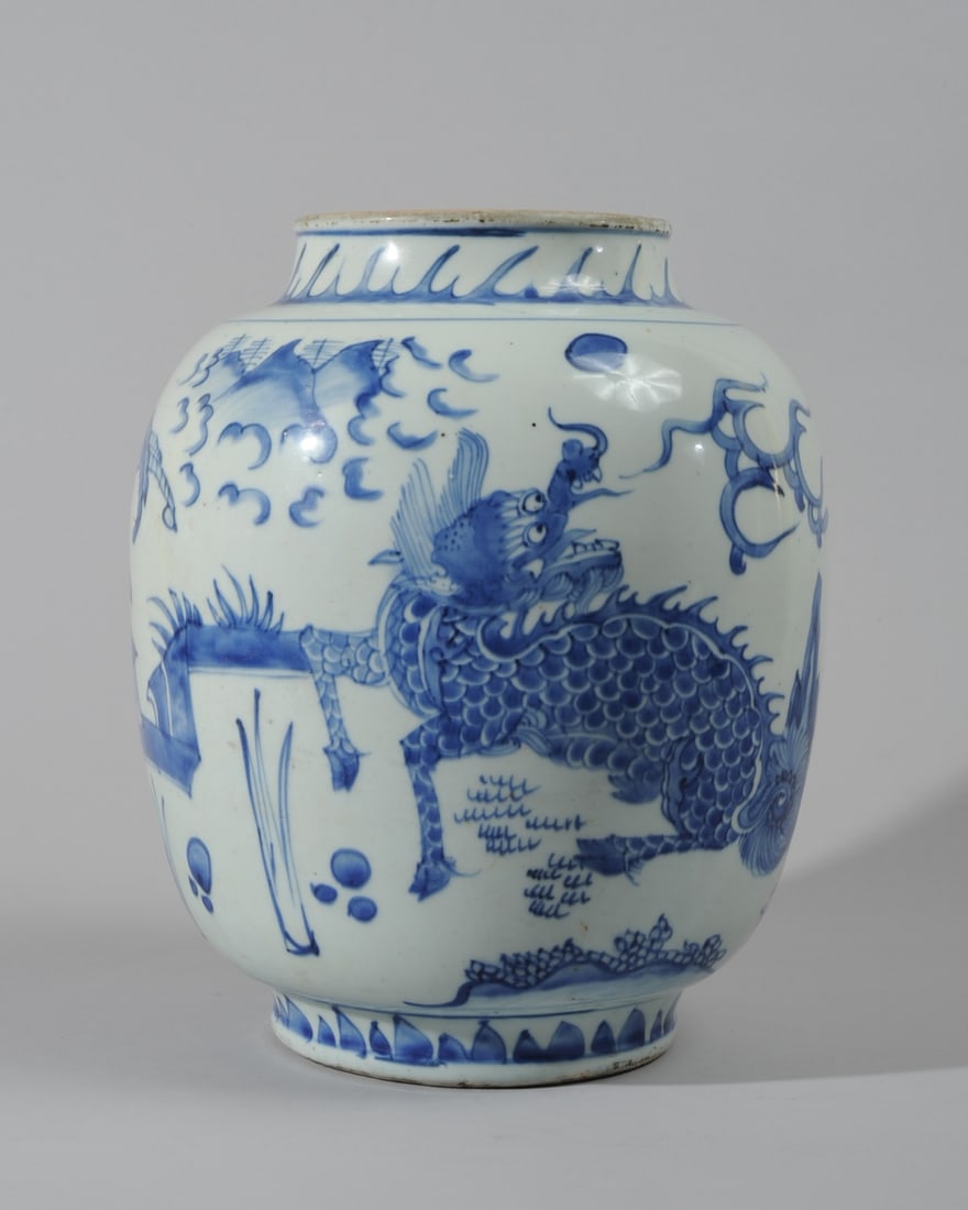 Chinese Blue & White Qilin Jar, Shunzhi (1 of 15)