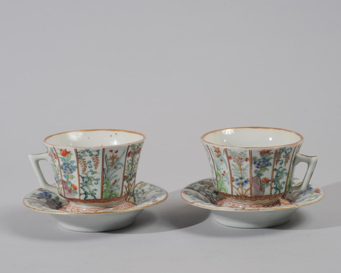 Pair Chinese Export Famille Verte Cups & Saucers (1 of 9)