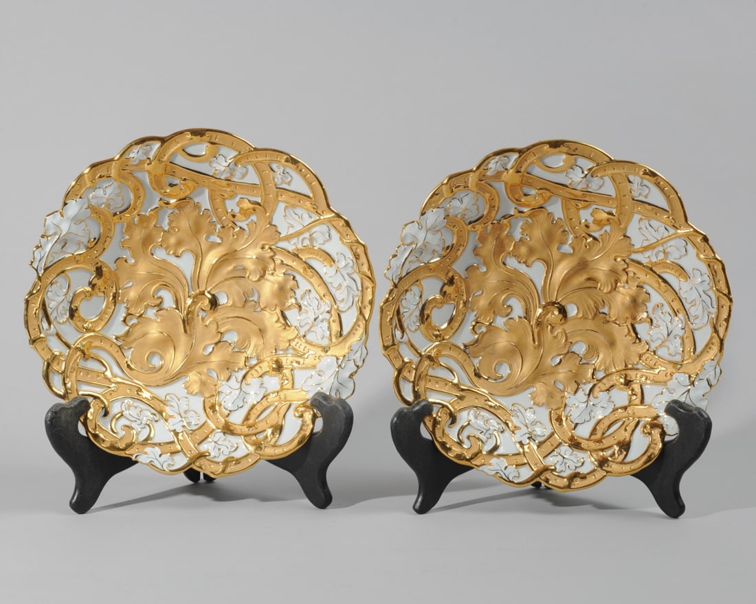 Pair Meissen Prunkschale Gold & White Relief Bowls (1 of 10)