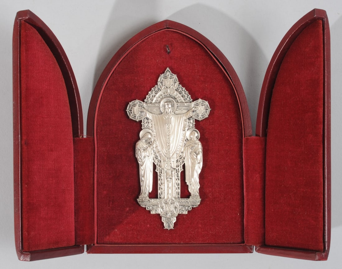 Fine Silver Crucifix in Leather Box: Marked Fine Silver to back, box marked for Black, Starr & Gorham. Crucifix: approx. 4 1/2" x 2 1/4". Crucifix weight: approx. 3.61 ozt. Box: approx. 6 1/4" x 4 1/2" x 1".