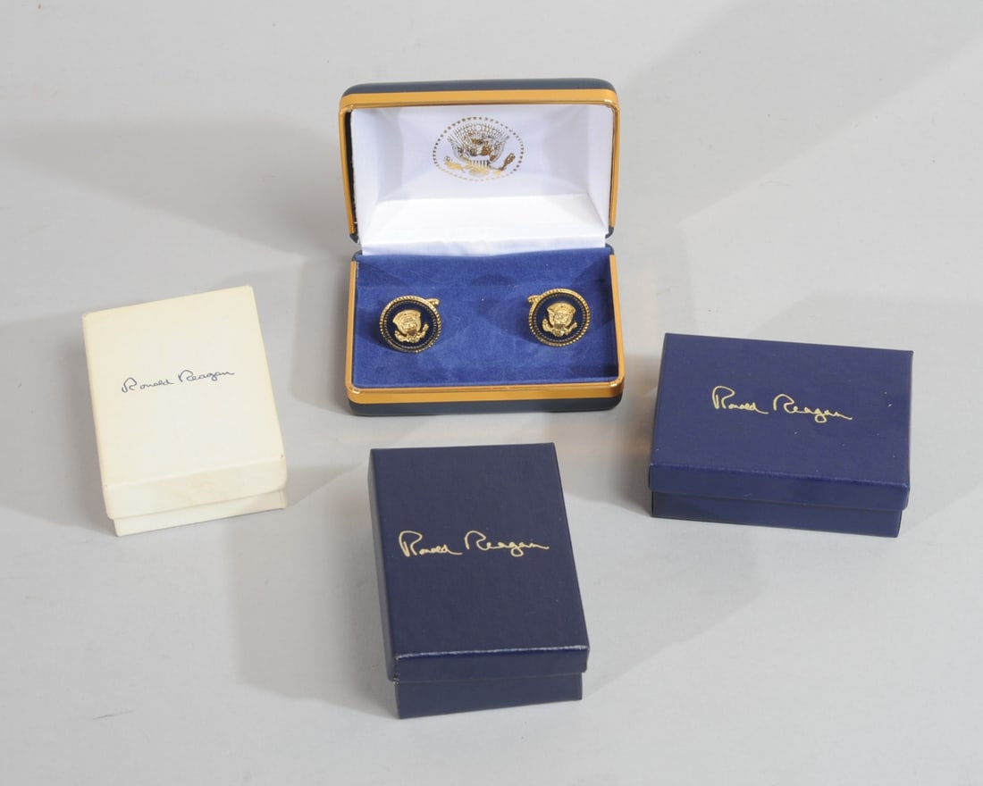 Ronald Reagan & George Bush Grouping (1 of 5)