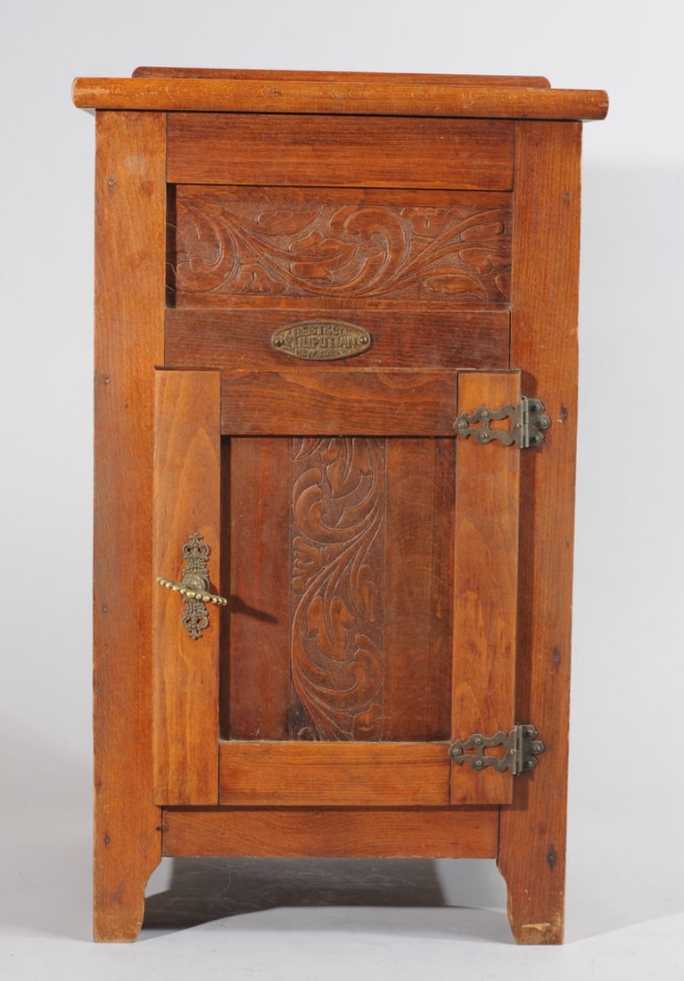 Early 20th C. Salesman's Sample Refrigerator (1 of 5)