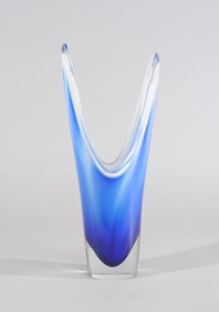 Flygsfors Coquille Art Glass Butterfly Vase