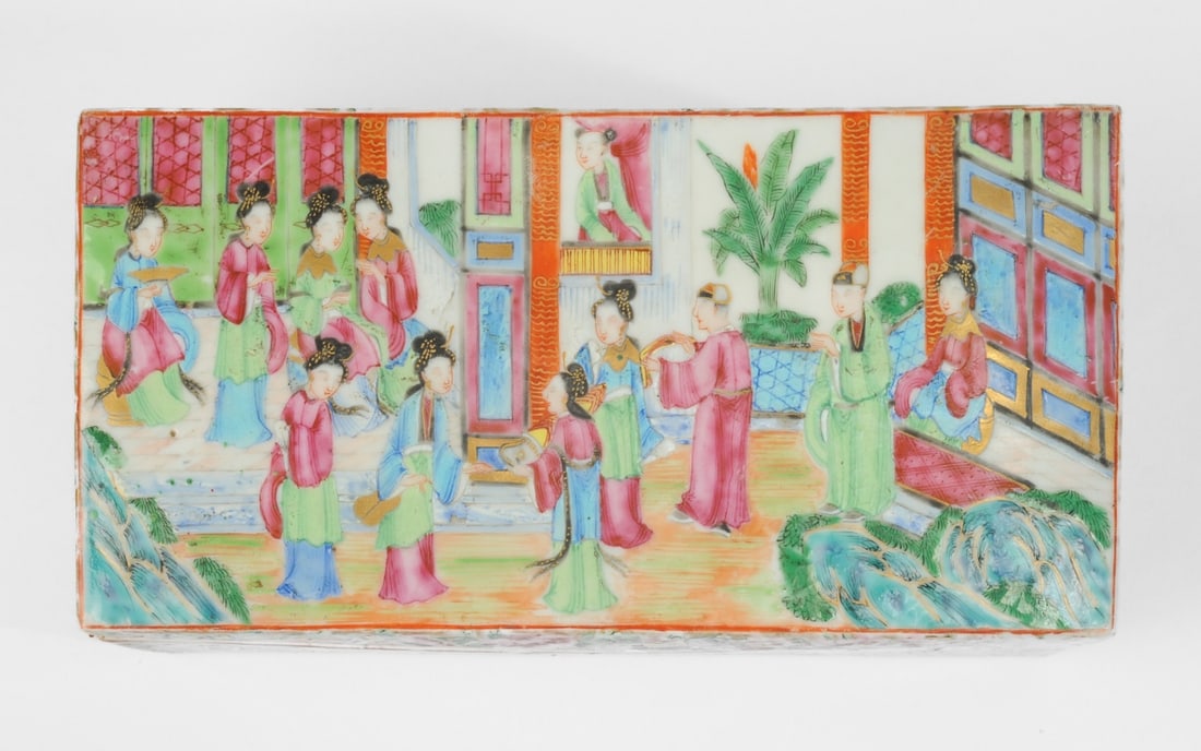 19th C. Chinese Rose Medallion Razor Box (1 of 11)