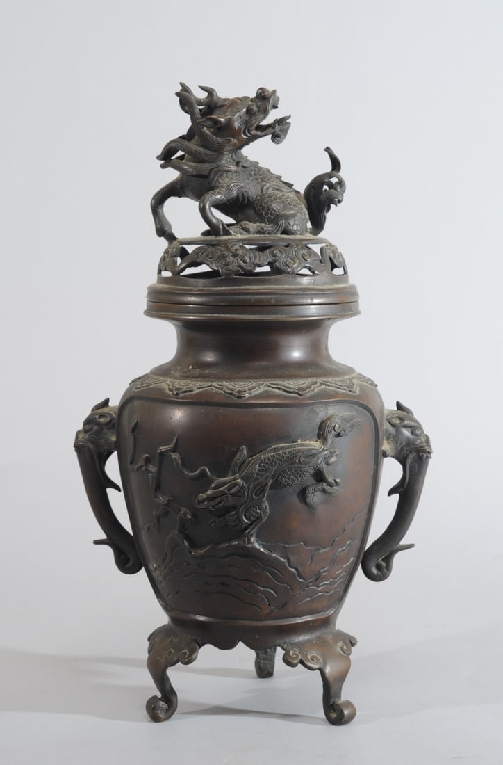 19th C. Japanese Bronze Censer: Bronze censer, lid with large Kirin (Qilin) with horned, dragon-like head, flame like mane and tail, scaled body and hoofed legs, seated on lid with reticulated clouds. The body of the censer with rel