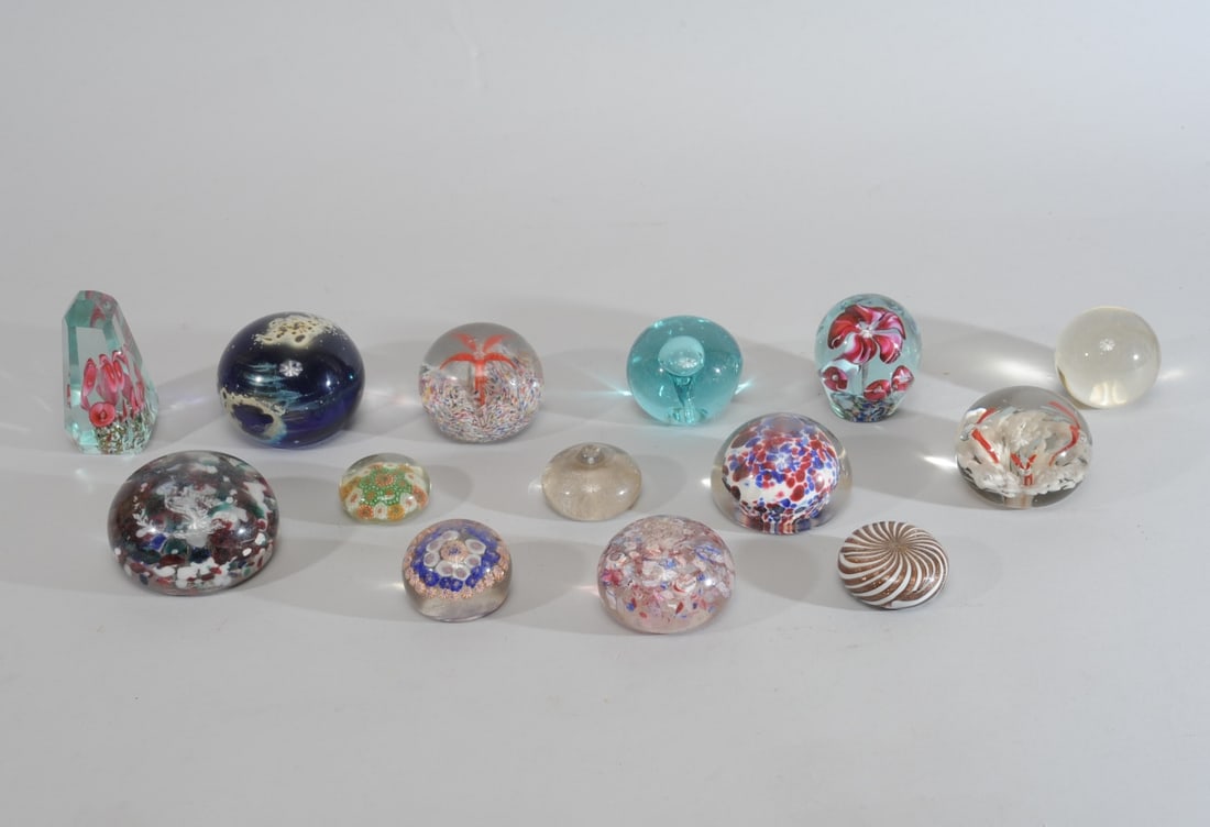 Lot 13  Antique & Vintage Art Glass Paperweights (1 of 11)