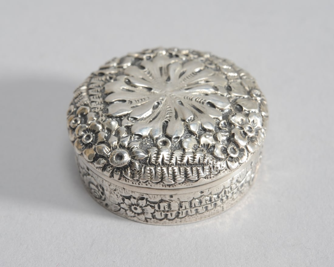 Antique Tiffany & Co. Sterling Compact / Box (1 of 3)