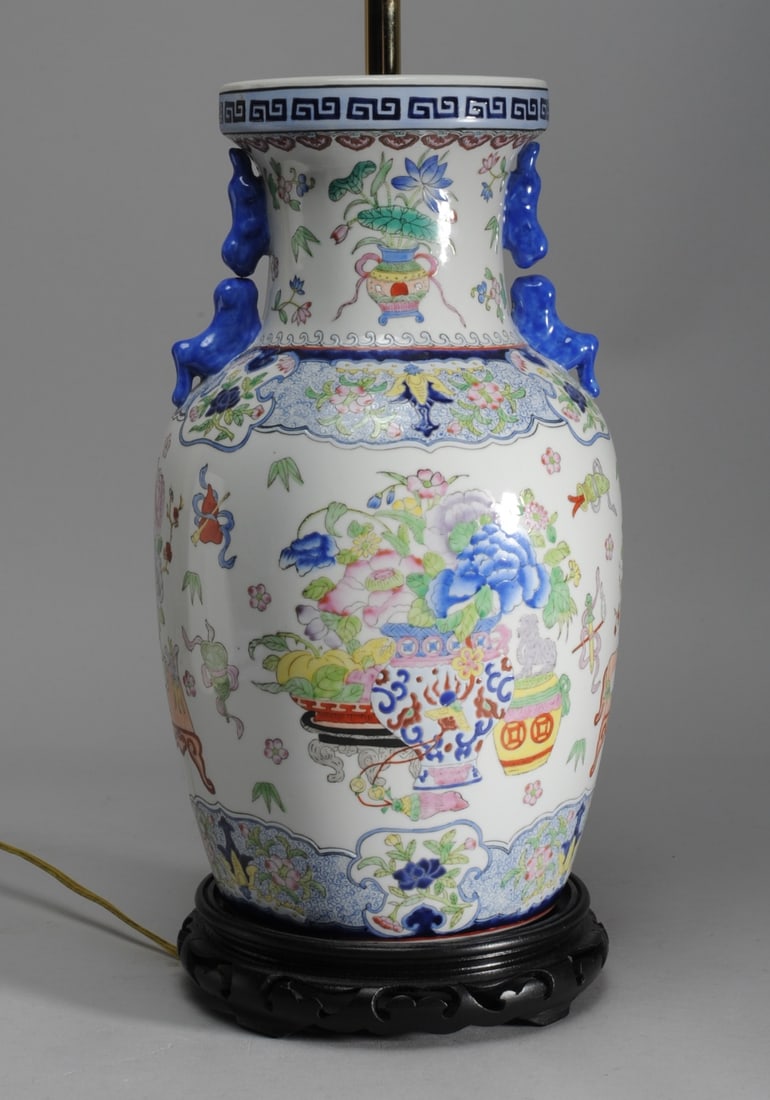 Chinese Vase Lamp (1 of 7)