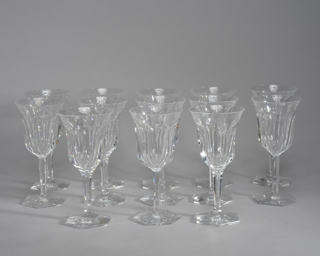 13 Baccarat "Compiegne" Water / Wine Goblets: Six with original box. H: approx. 7 1/2".