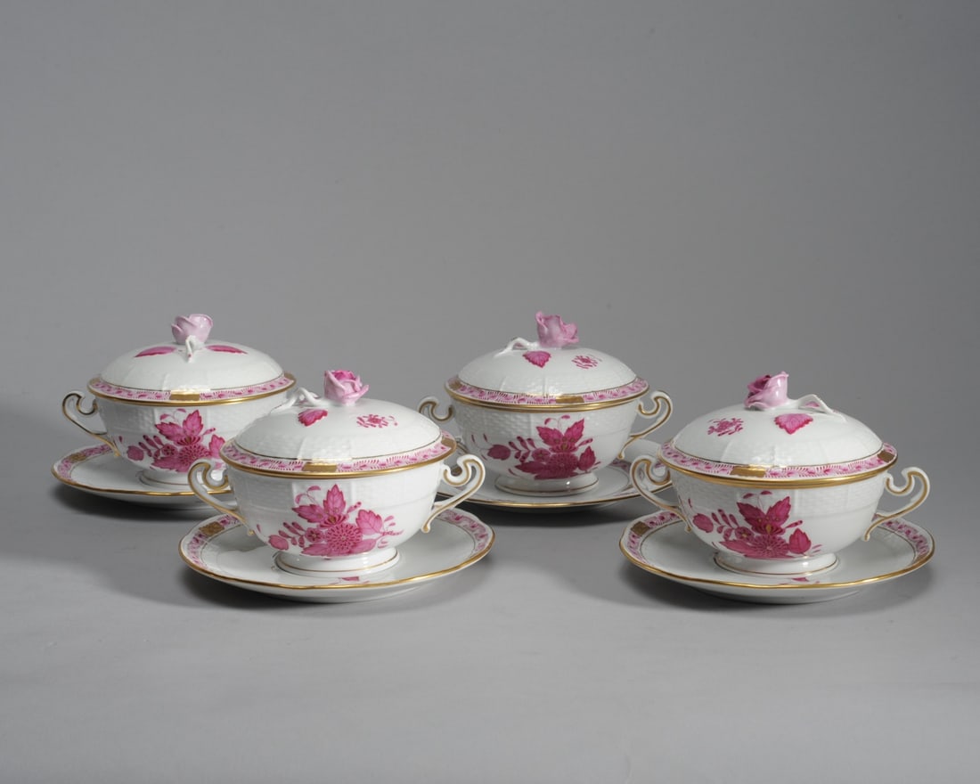 Four Herend Chinese Bouquet Raspberry Soup Bowls (1 of 8)