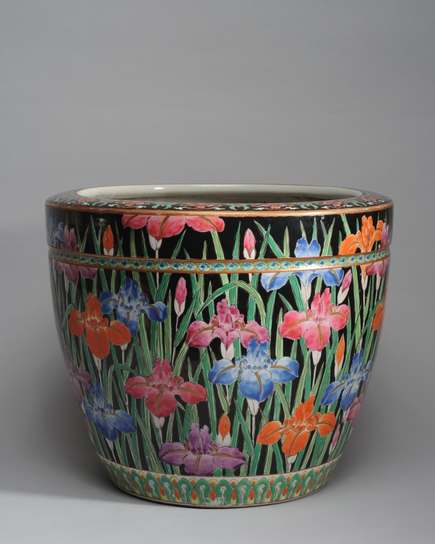 Japanese Meiji Porcelain Planter (1 of 11)