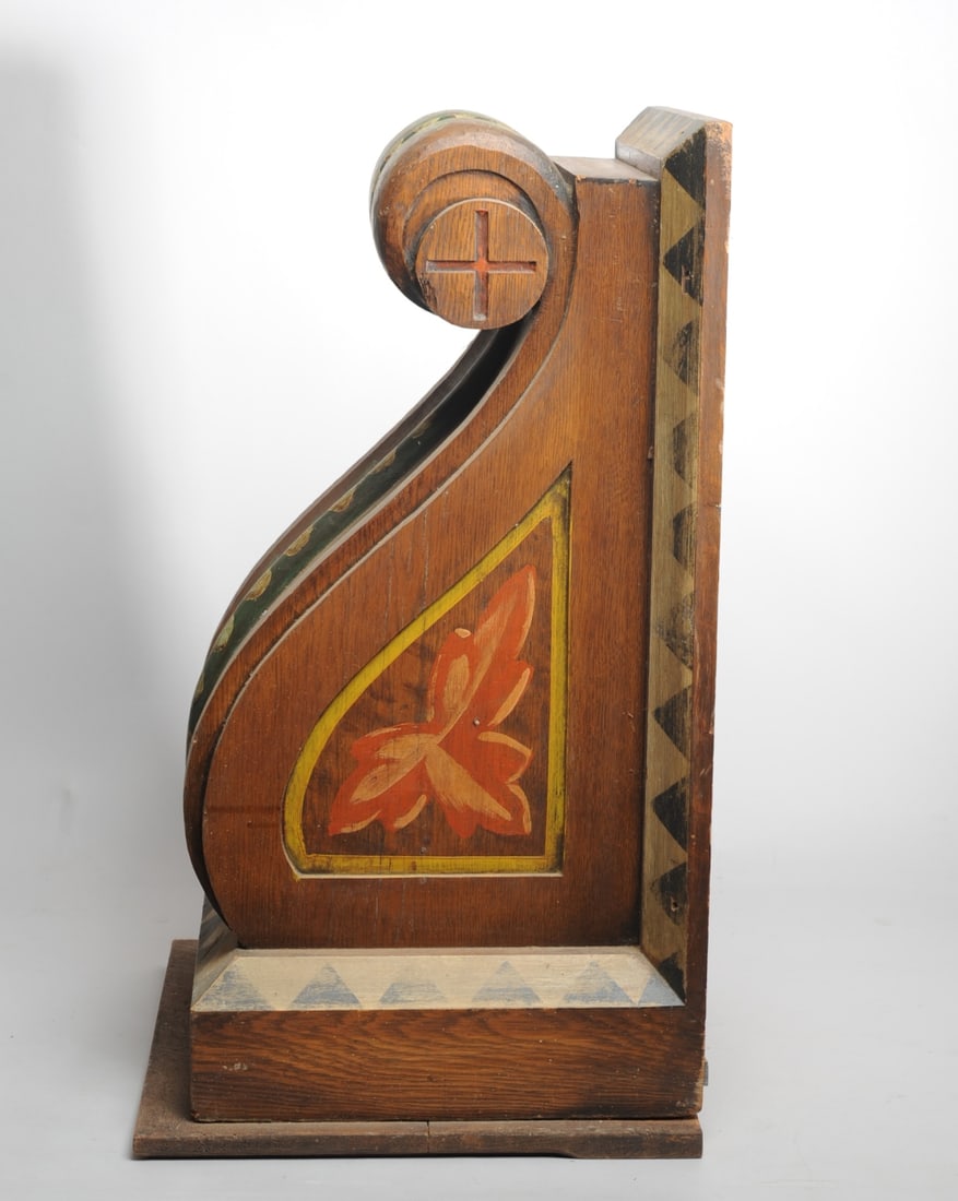 Big Arts & Crafts Paint Decorated Corbel (1 of 12)