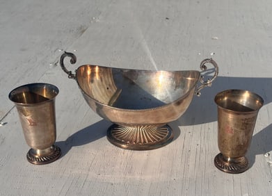 Barker Ellis Silverplate Centerpiece +