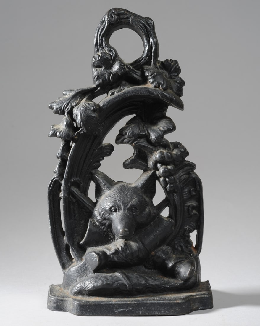 1949 Cast Iron Fox Head Door Stop (1 of 4)