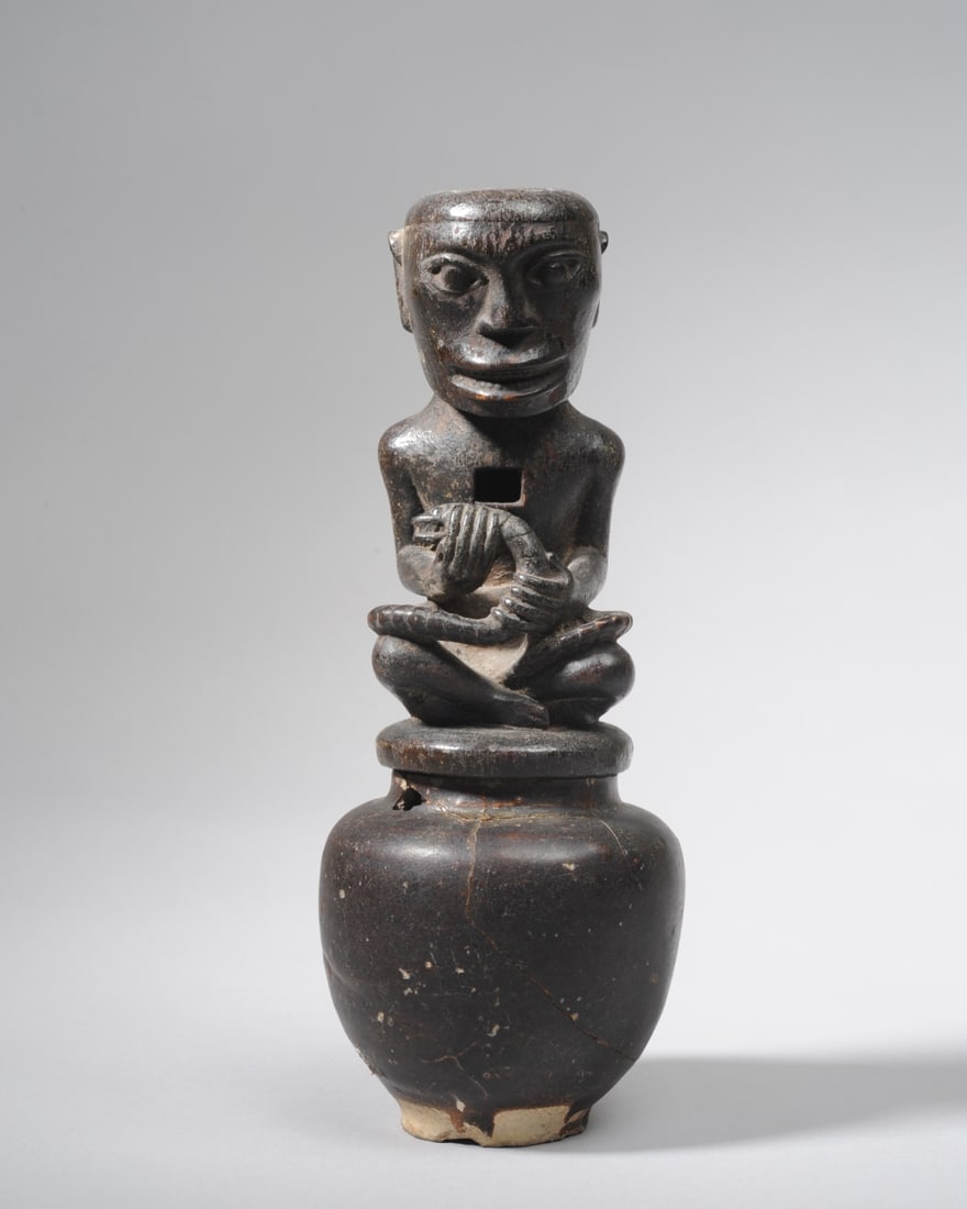 Perminangken Batak Medicine Pot & Stopper (1 of 14)