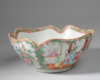 19th C. Chinese Rose Medallion Bowl